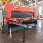 מכונת גירוי הידראולי CNC