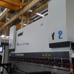 6-axis הידראולי cnc לחץ הבלם 200 טון 3100mm עבור cnc backgauge XR Z1 Z2-axis