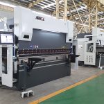 cnc הידראולי מכונת הבלם לחץ מחיר טוב Wc67y-80/2500